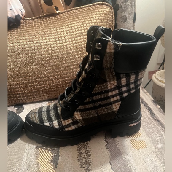 Aldo lug boot - Picture 9 of 10